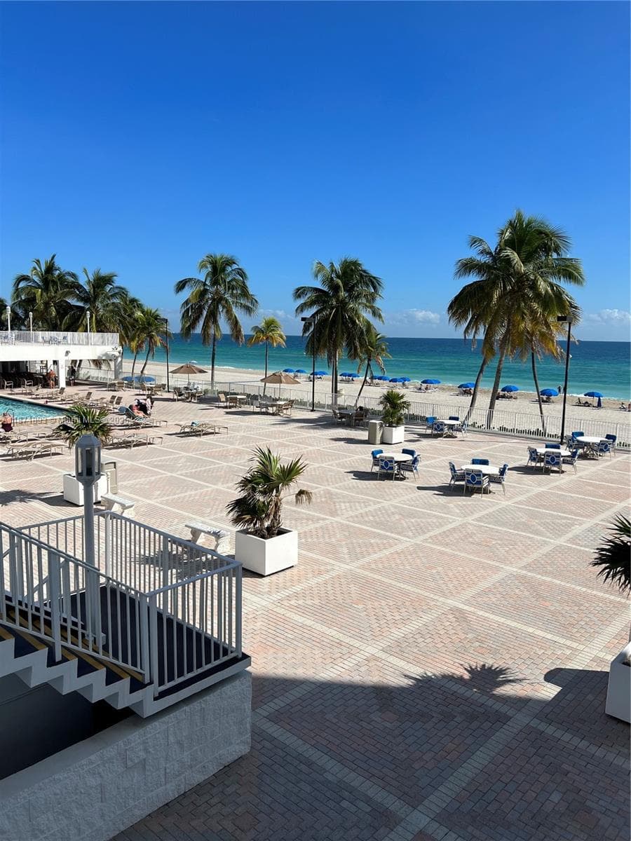 2301 S Ocean Dr 506 photo 2