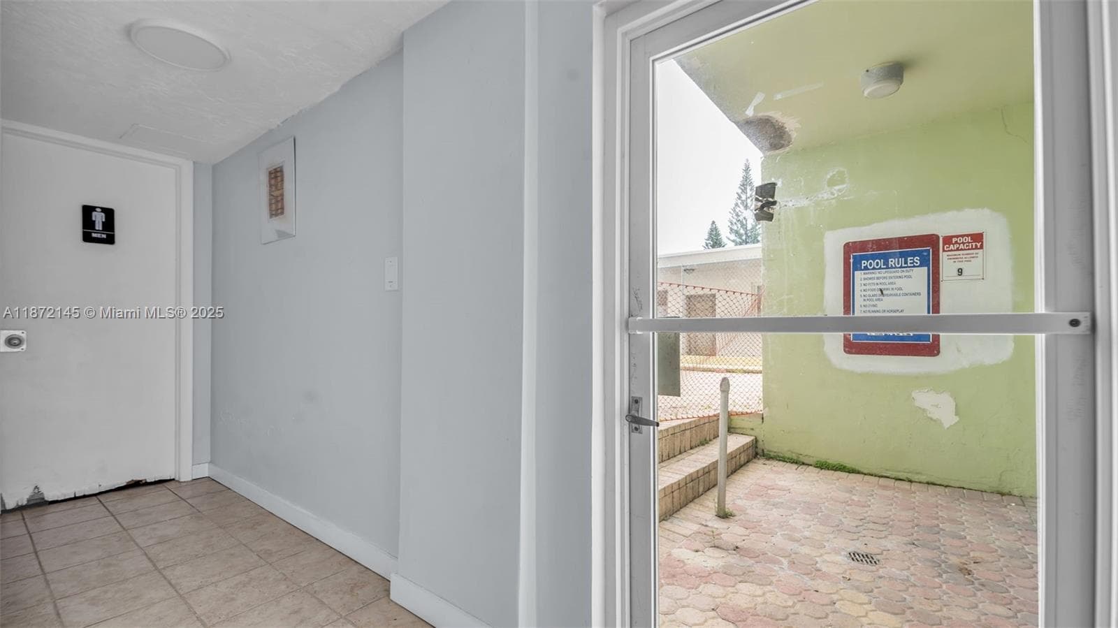 8001 Crespi Blvd 4B photo 22