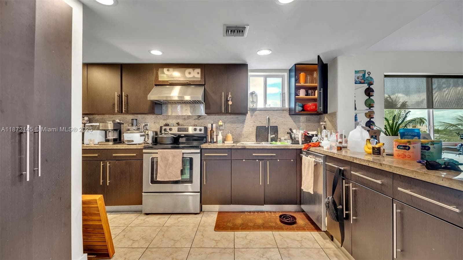 8001 Crespi Blvd 4B photo 7