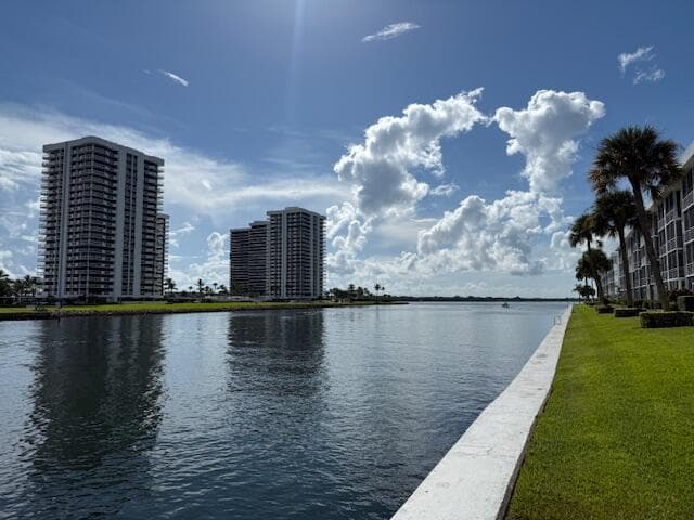 20 Yacht Club Drive 403 photo 25