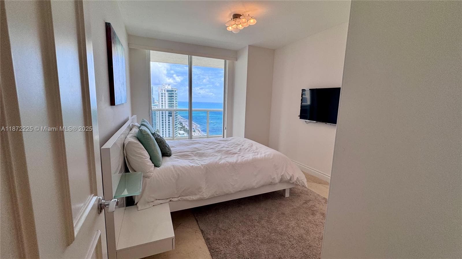 1830 S Ocean Dr (Avail APRIL 12 ,2026 2211 photo 17