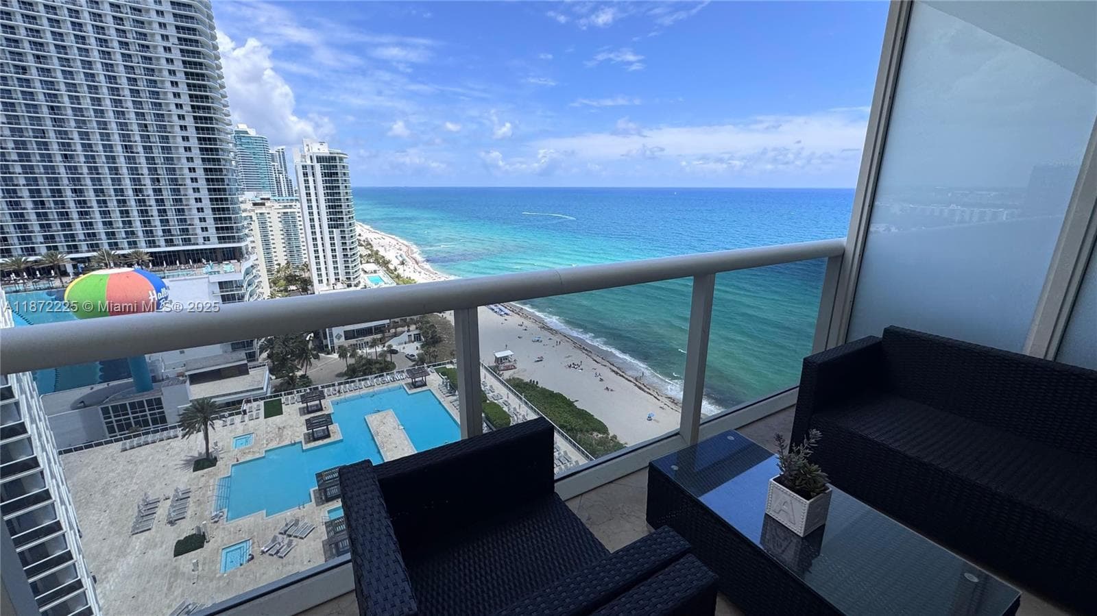 1830 S Ocean Dr (Avail APRIL 12 ,2026 2211 photo 3