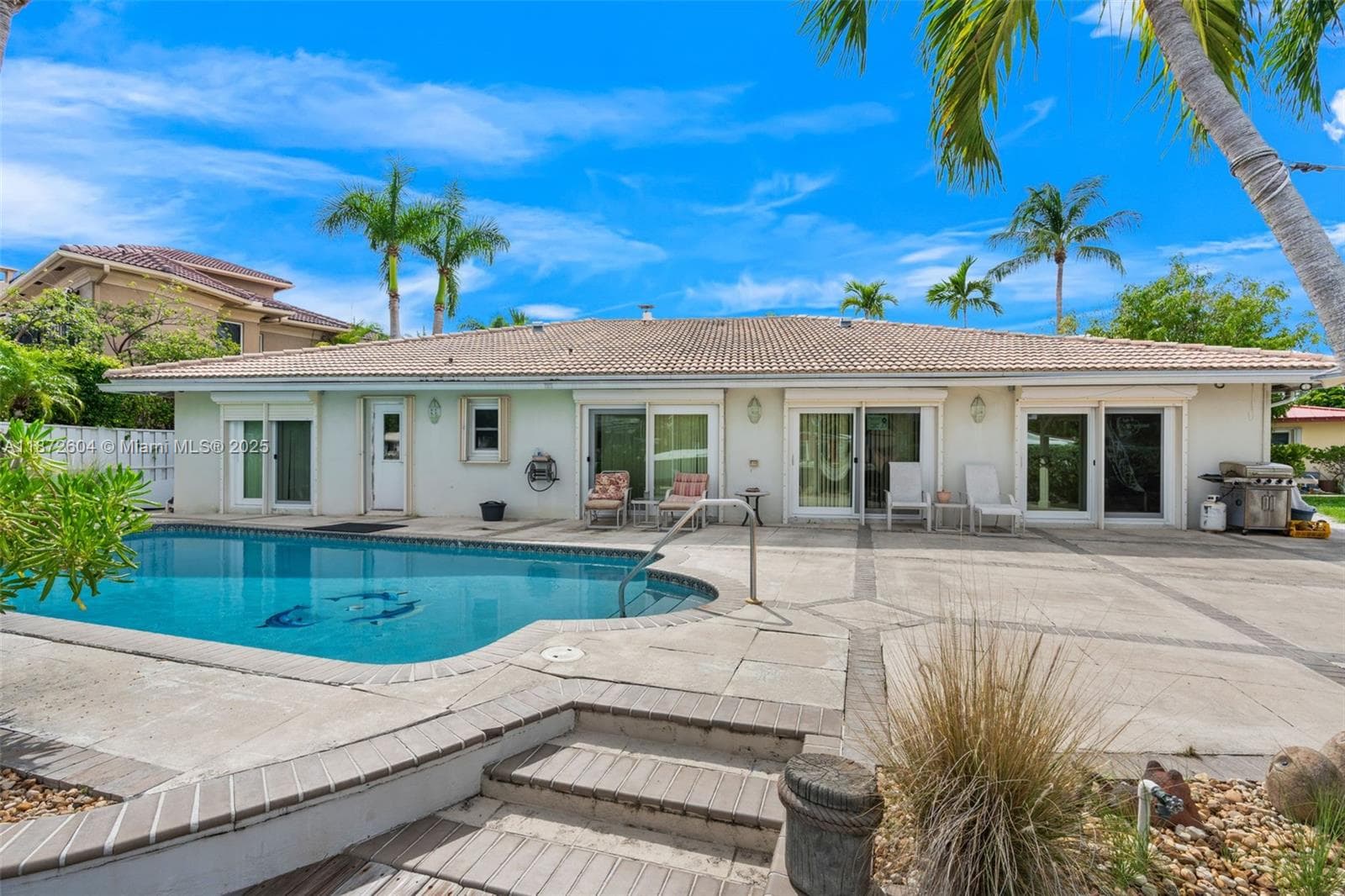 2401 Fryer Pt photo 15