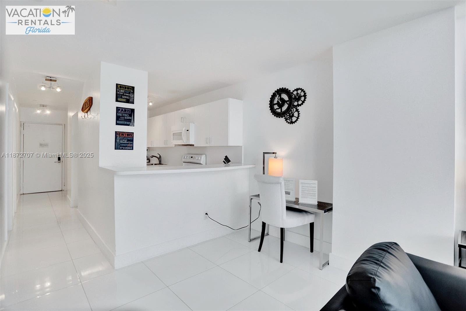 5445 Collins Ave BAY-14 photo 15