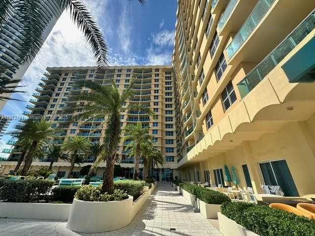 2501 S Ocean Dr 1418 photo 23