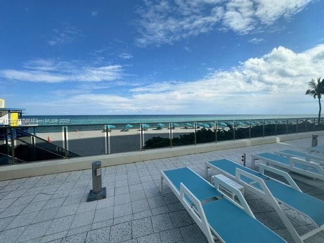 2501 S Ocean Dr 1418 photo 24