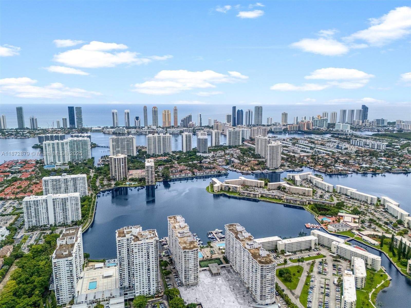 18071 Biscayne Blvd PH04 & PH03 photo 15