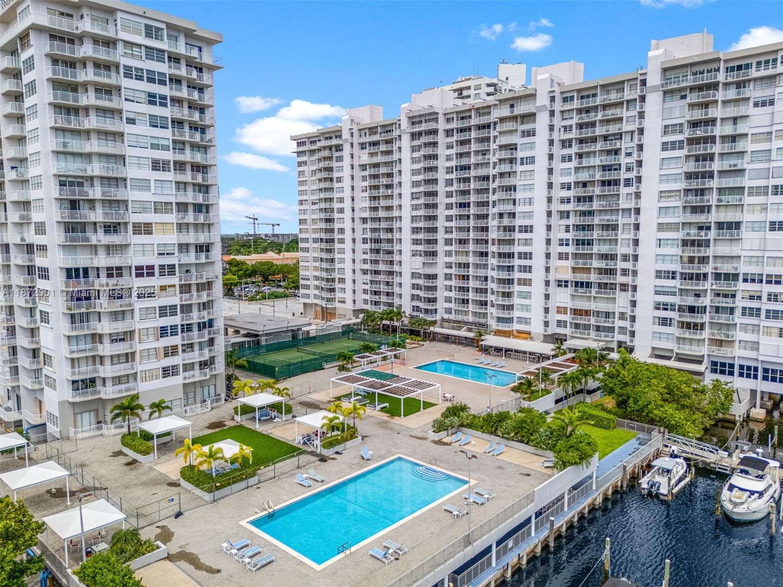 18071 Biscayne Blvd PH03 & PH04 photo 12