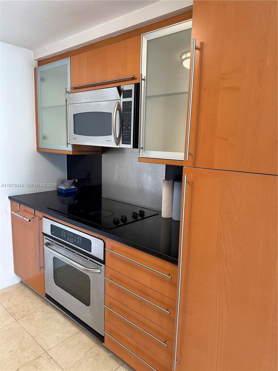 6365 Collins Ave 904 photo 10