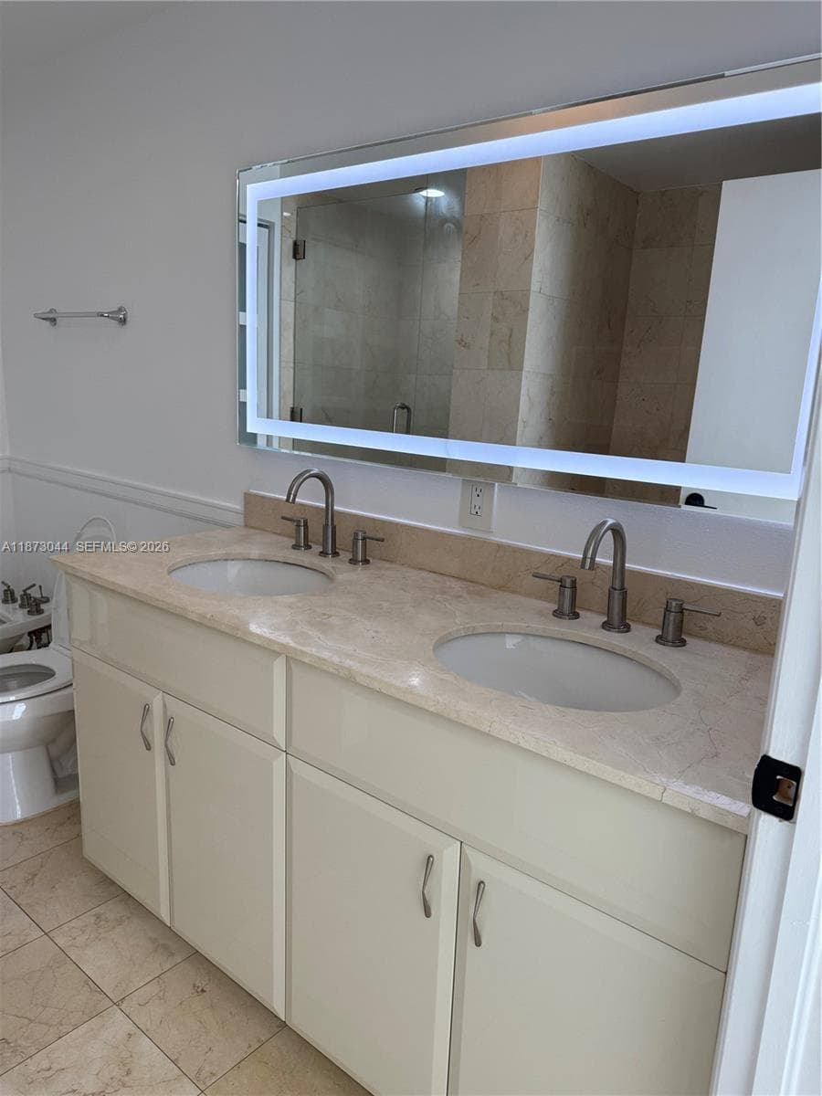 6365 Collins Ave 904 photo 19