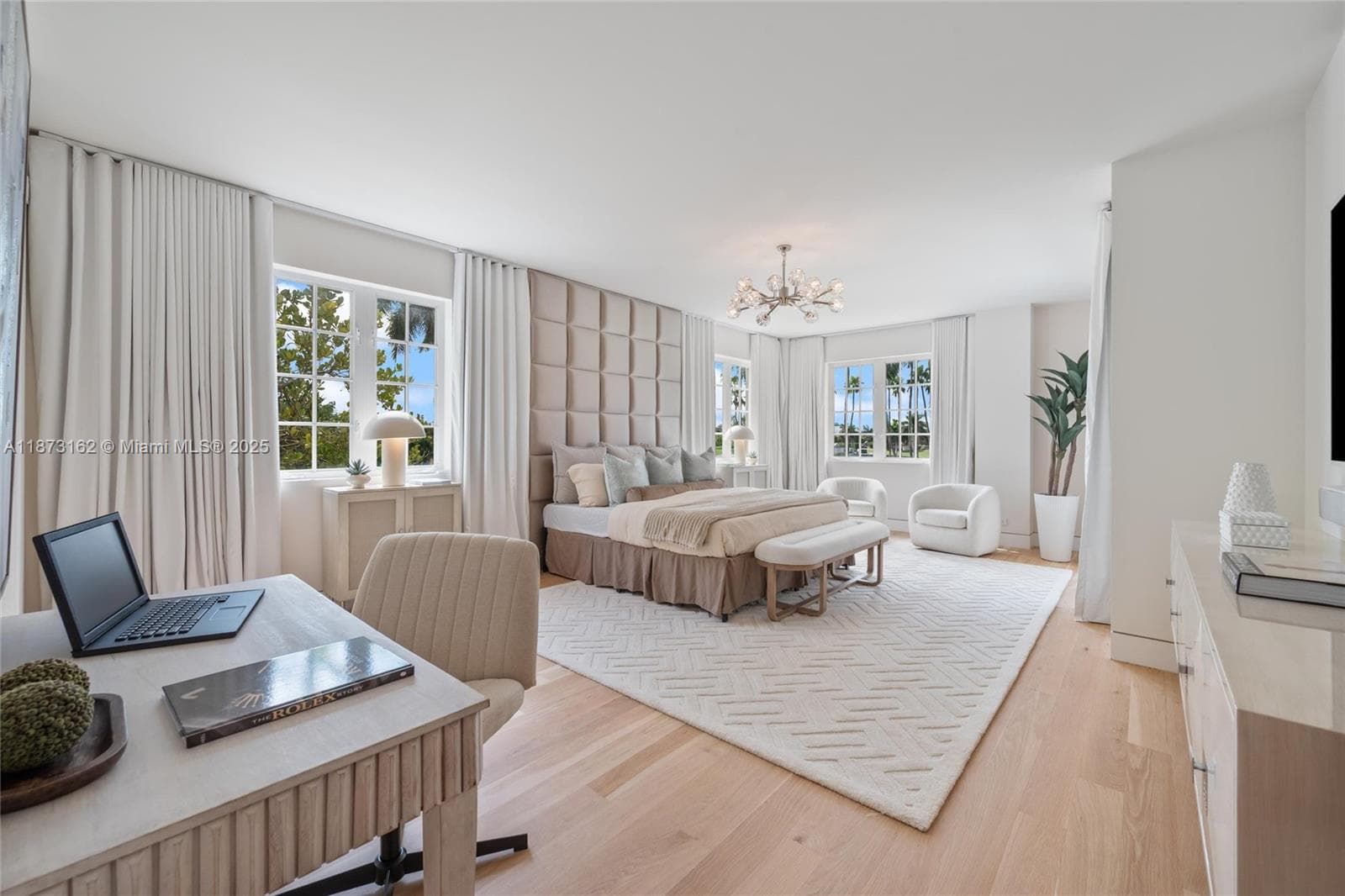 7921 Fisher Island Dr 7921 photo 25