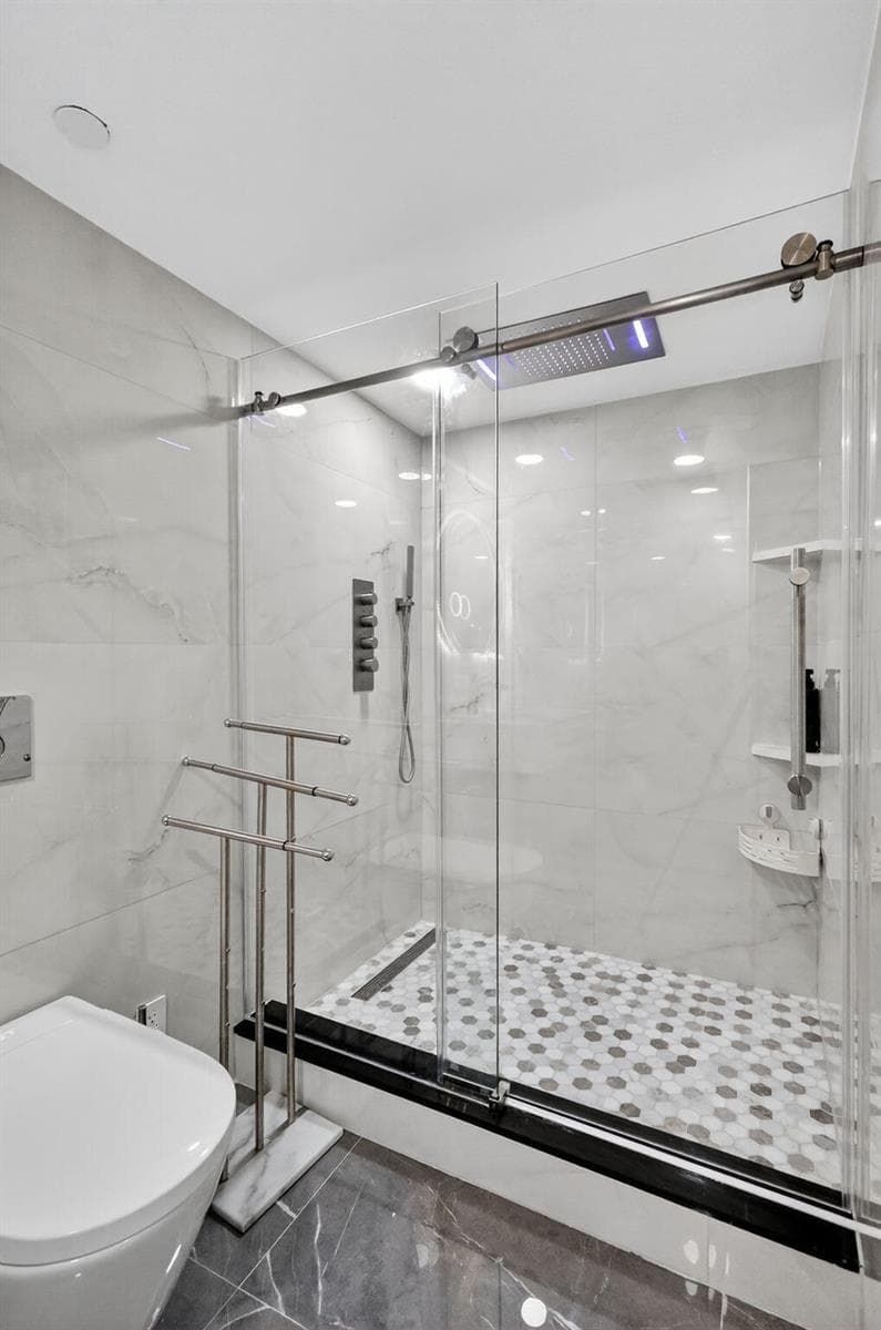 5225 Collins Avenue 1408 photo 20
