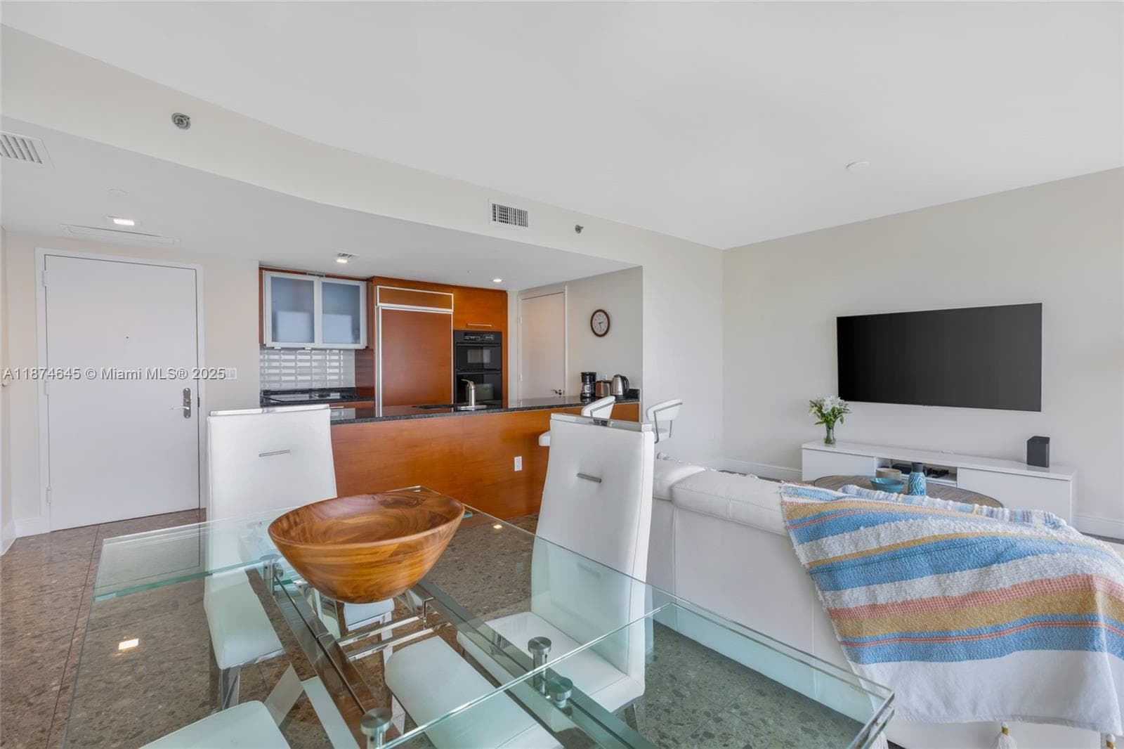 1830 S Ocean Dr 4107 photo 7