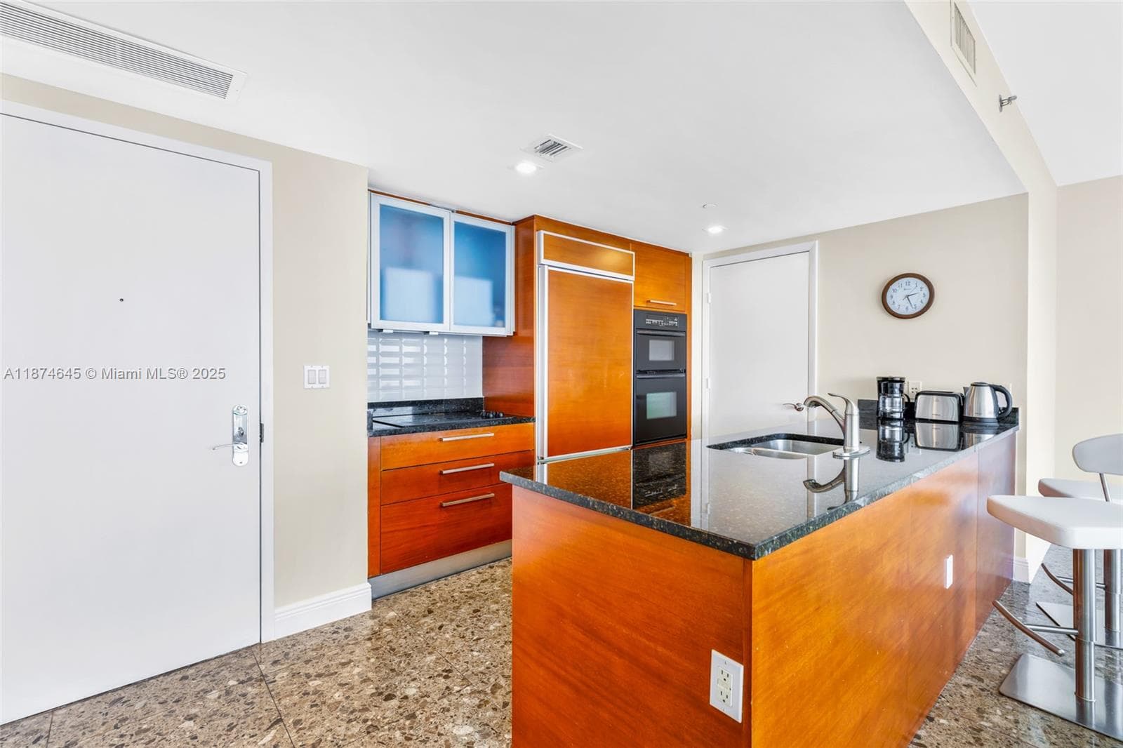 1830 S Ocean Dr 4107 photo 5