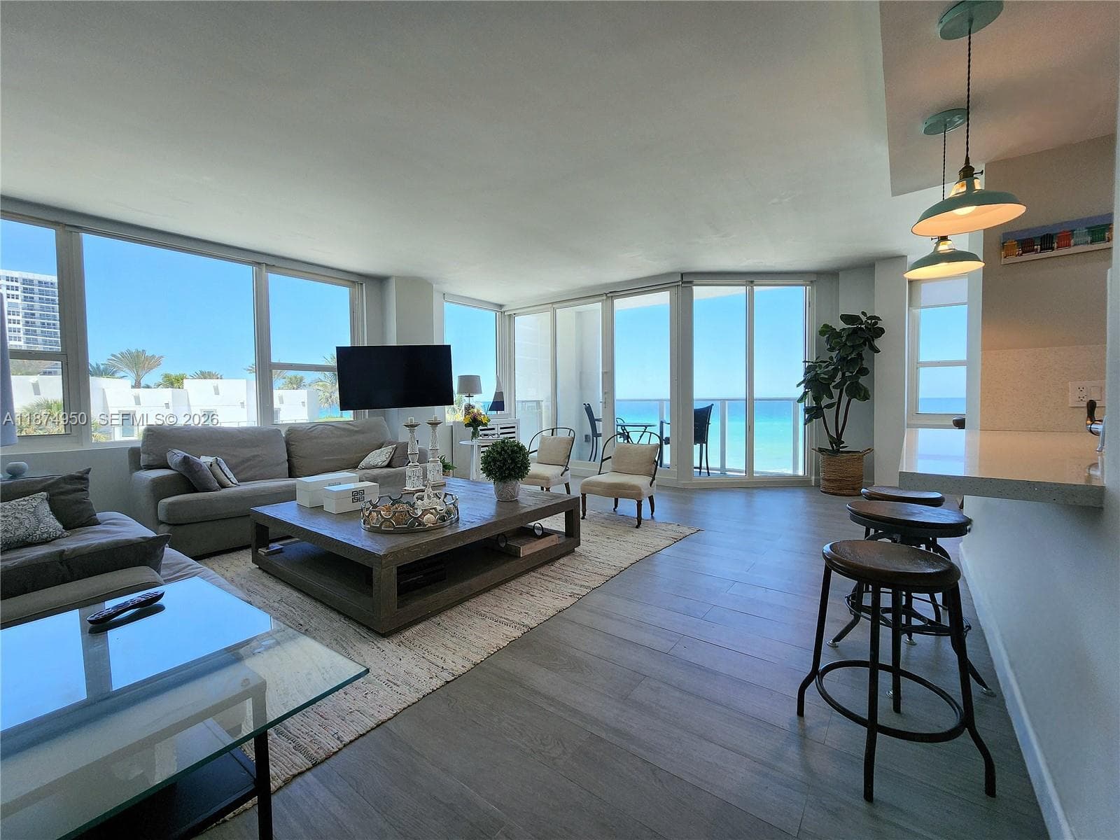3505 S Ocean Dr 312 photo 6