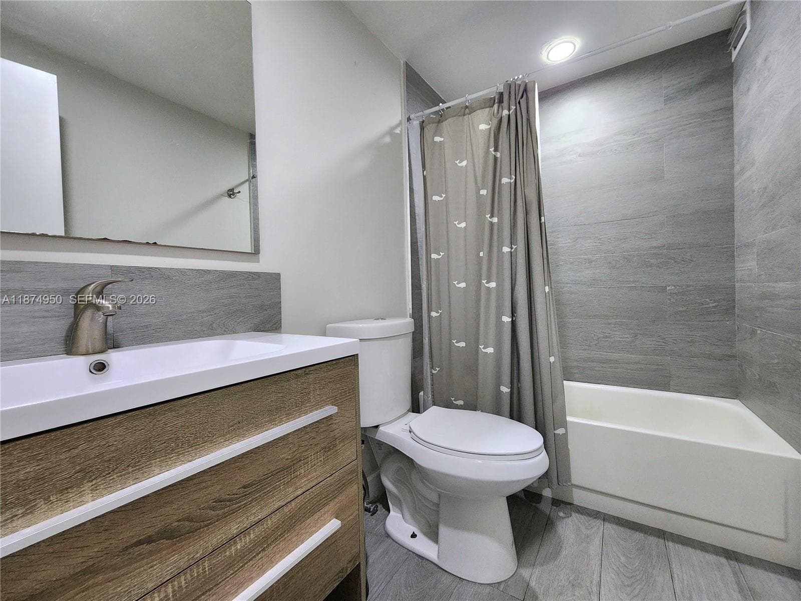 3505 S Ocean Dr 312 photo 20