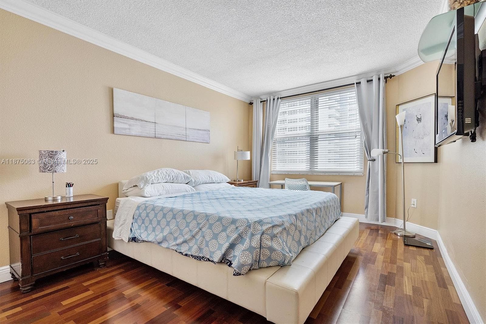 1980 Ocean Dr 7N photo 9