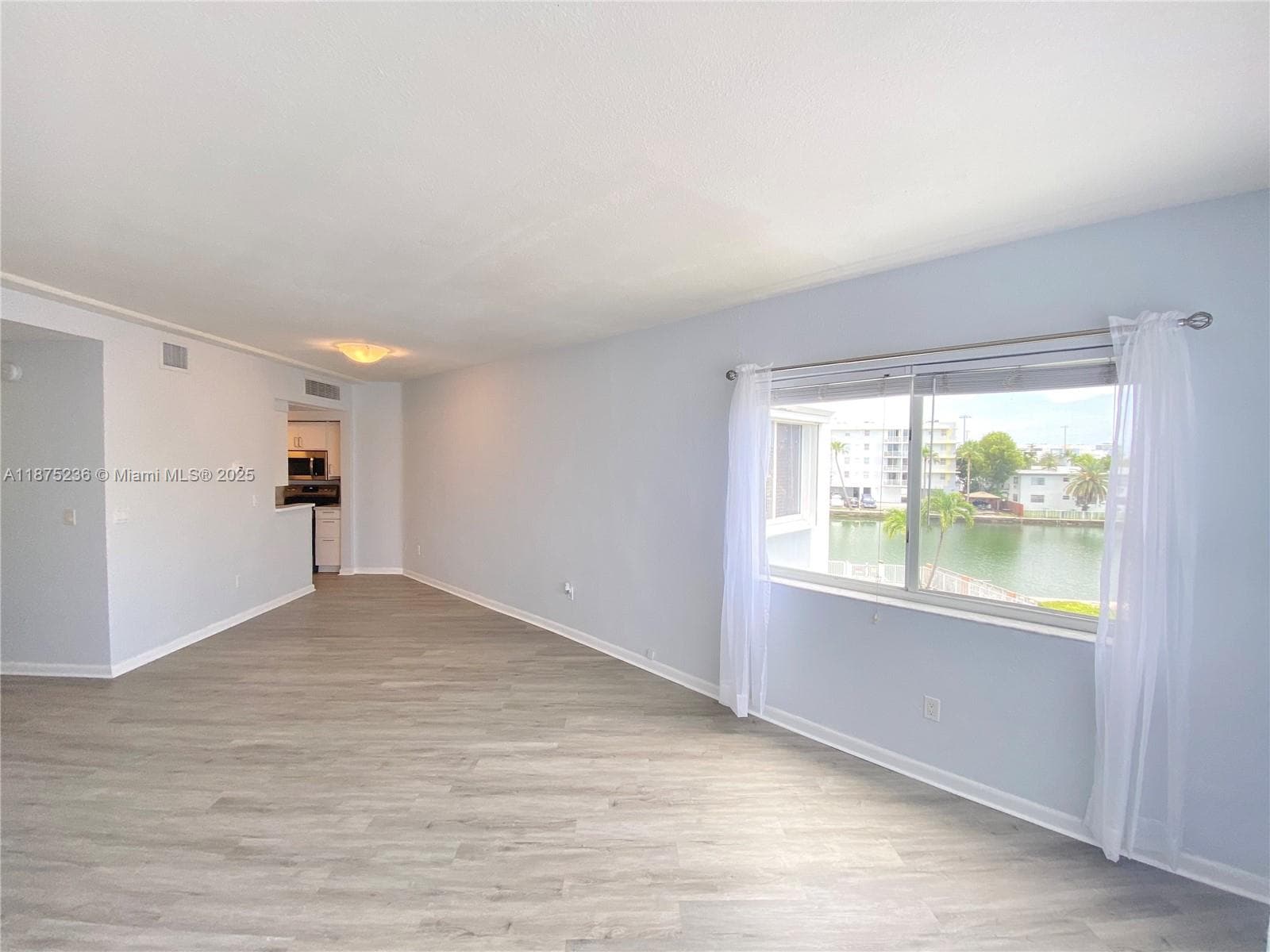 1185 Marseille Dr 307 photo 1