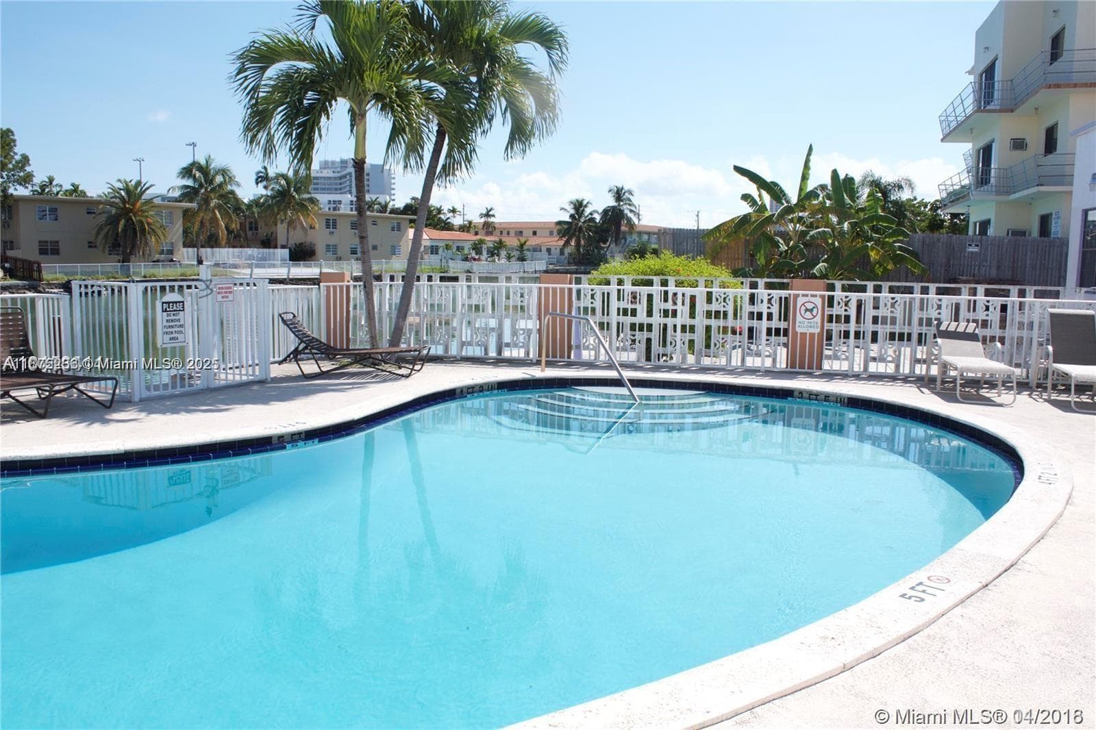 1185 Marseille Dr 307 photo 11