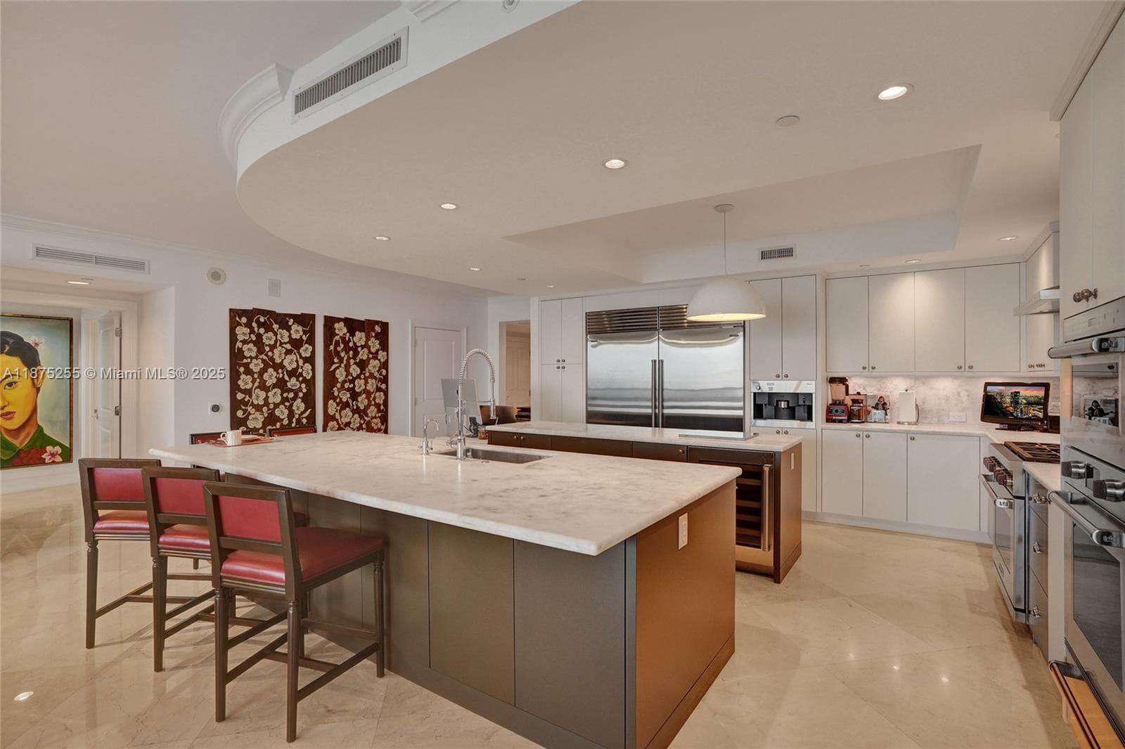 6000 Island Blvd 1707 photo 12