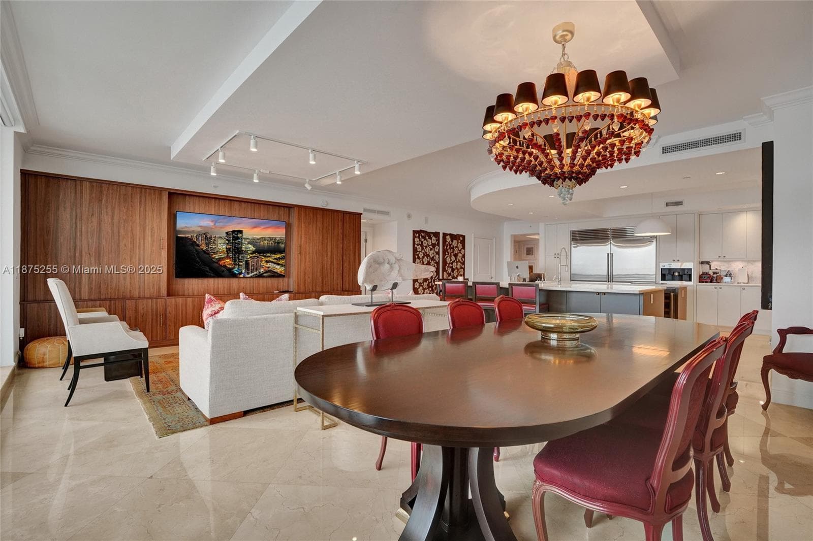 6000 Island Blvd 1707 photo 15