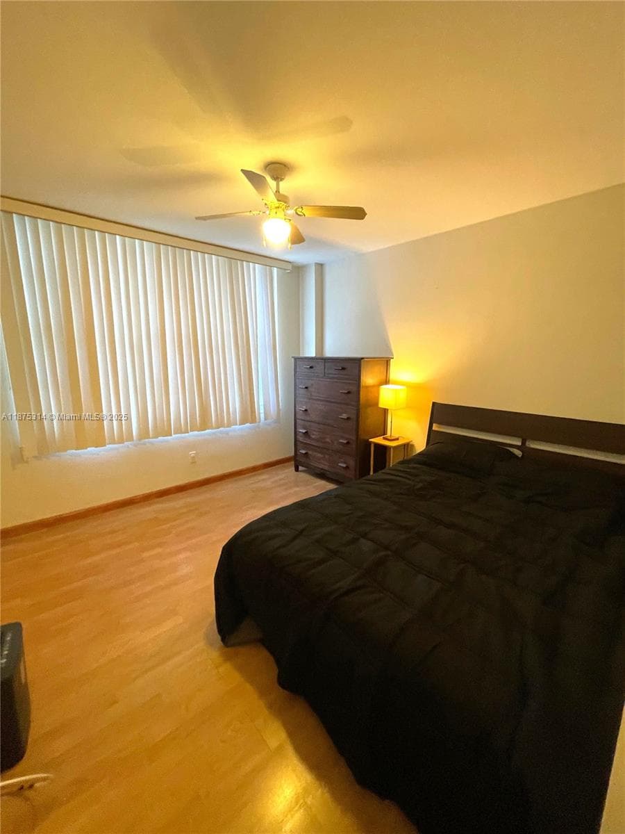 5161 Collins Ave 603 photo 15