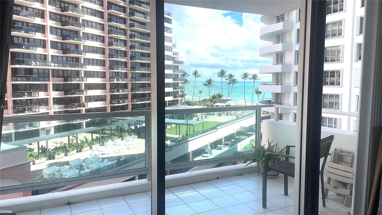 5161 Collins Ave 603 photo 4