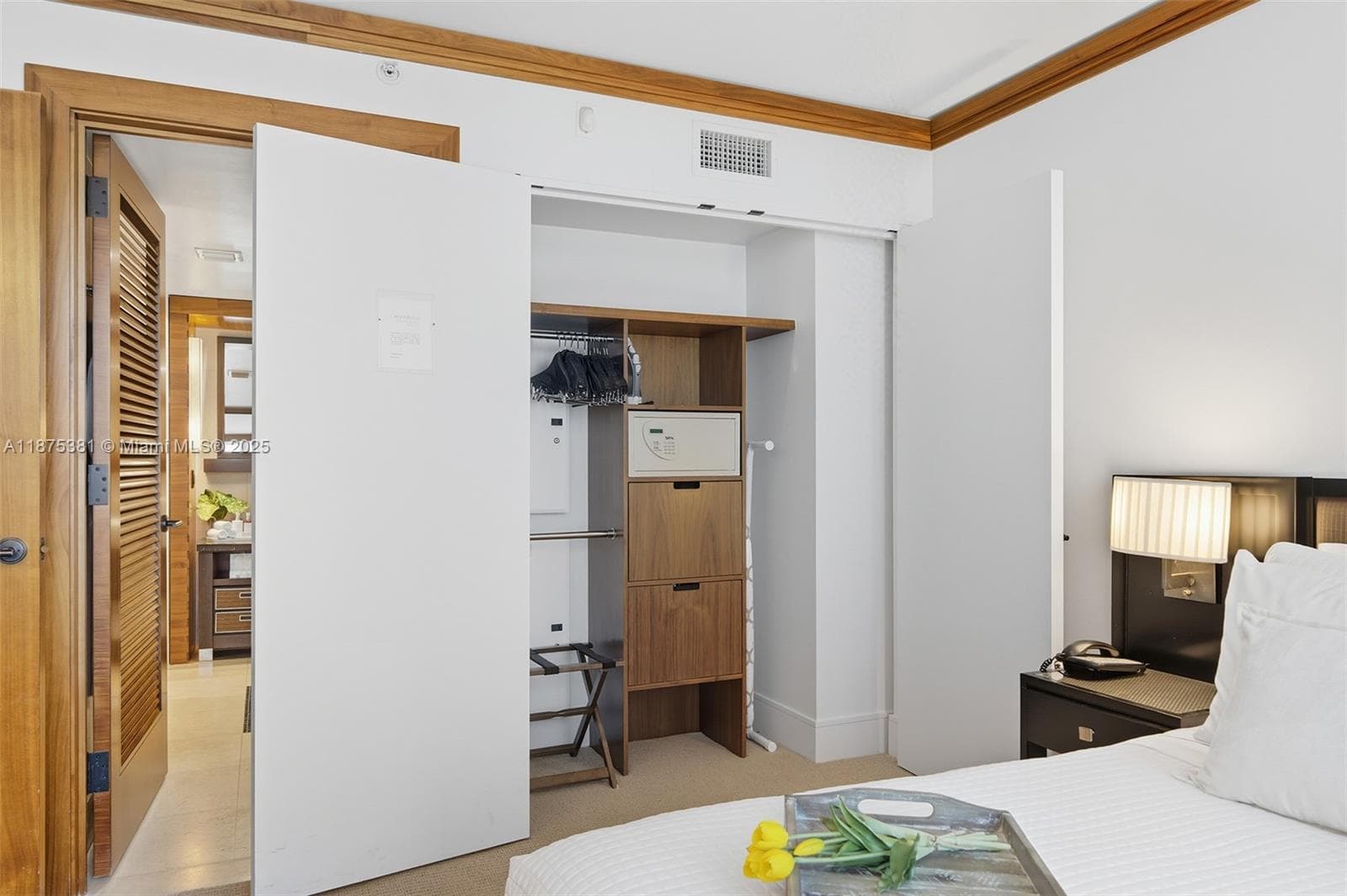 705 photo 18