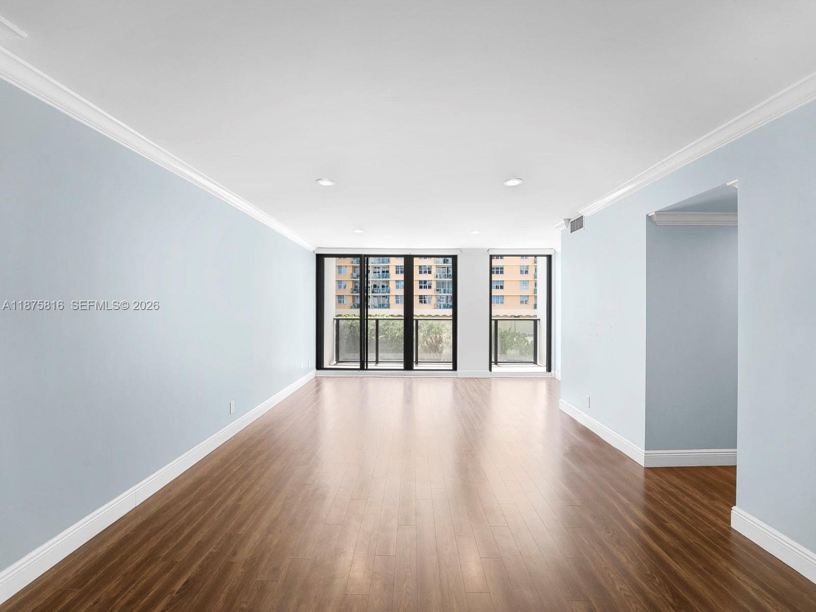 2301 S Ocean Dr 307 photo 9