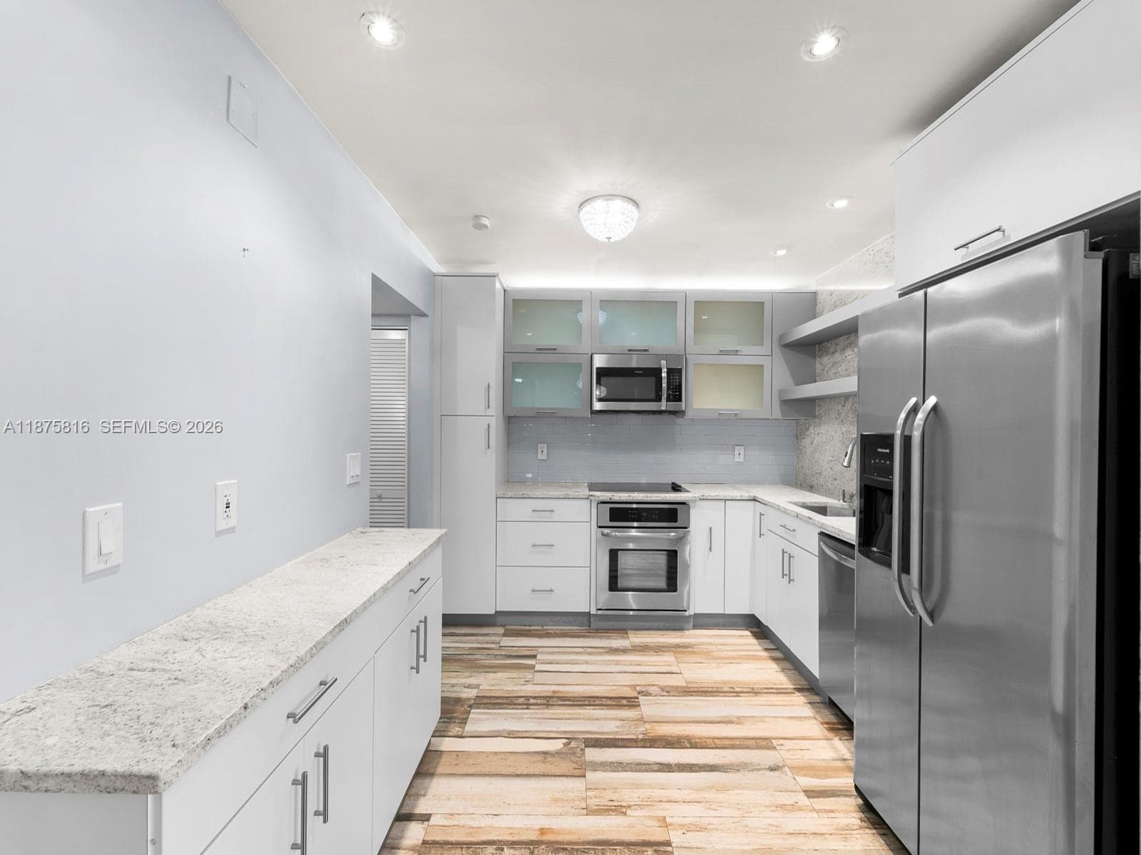 2301 S Ocean Dr 307 photo 4