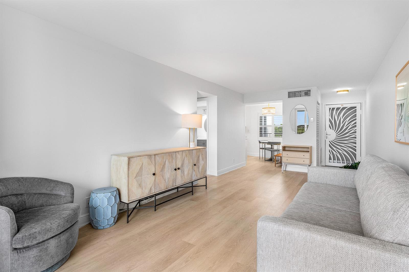 689 NE 6th Court 4050 photo 11
