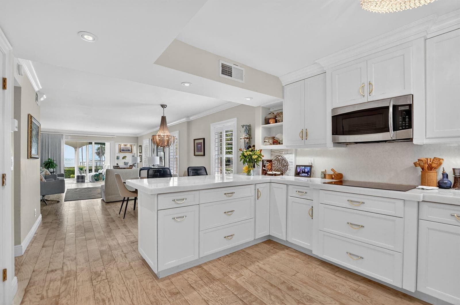 1099 S Ocean Boulevard 101-S photo 2