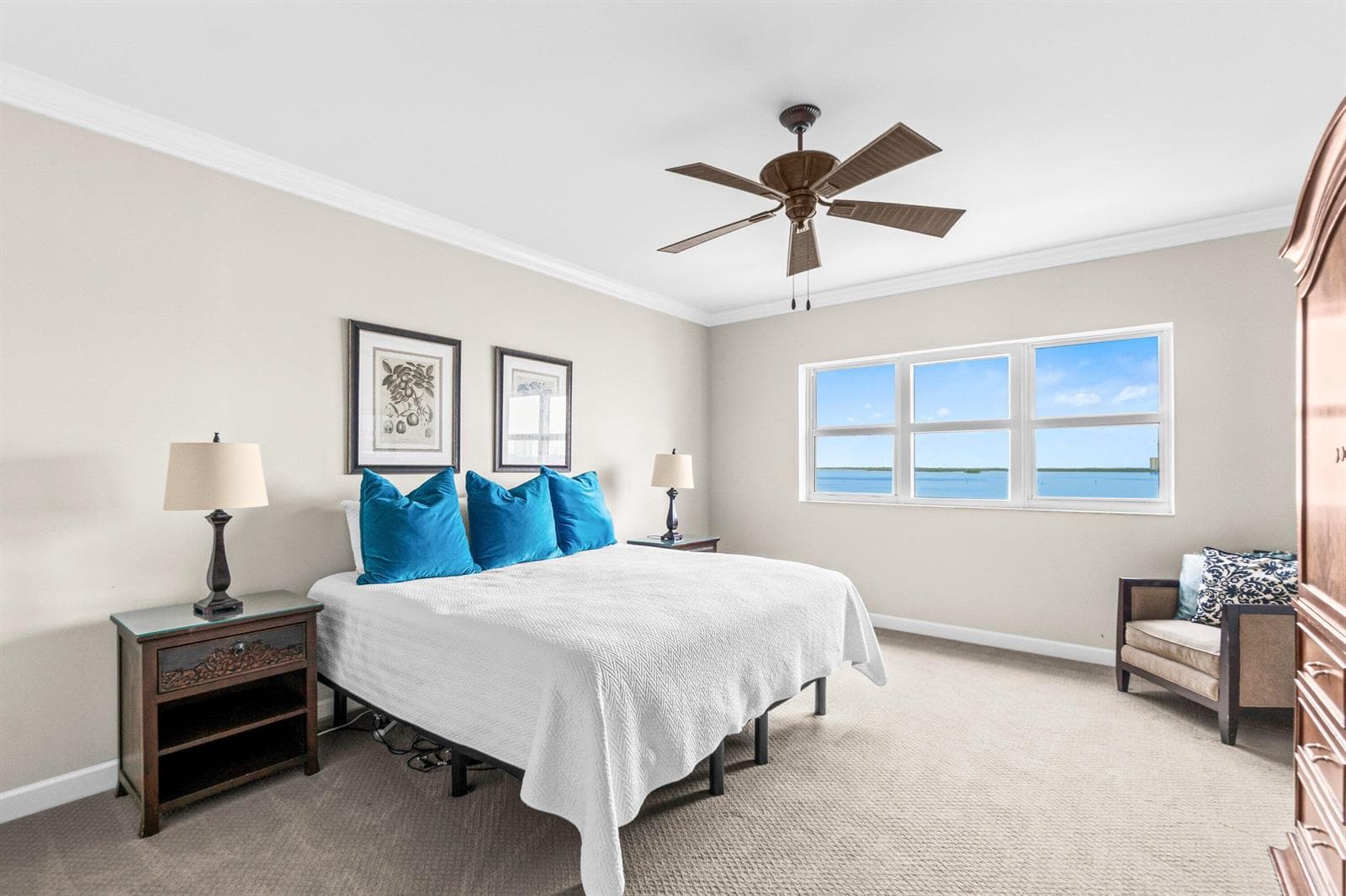 2650 Lake Shore Drive 703 photo 13