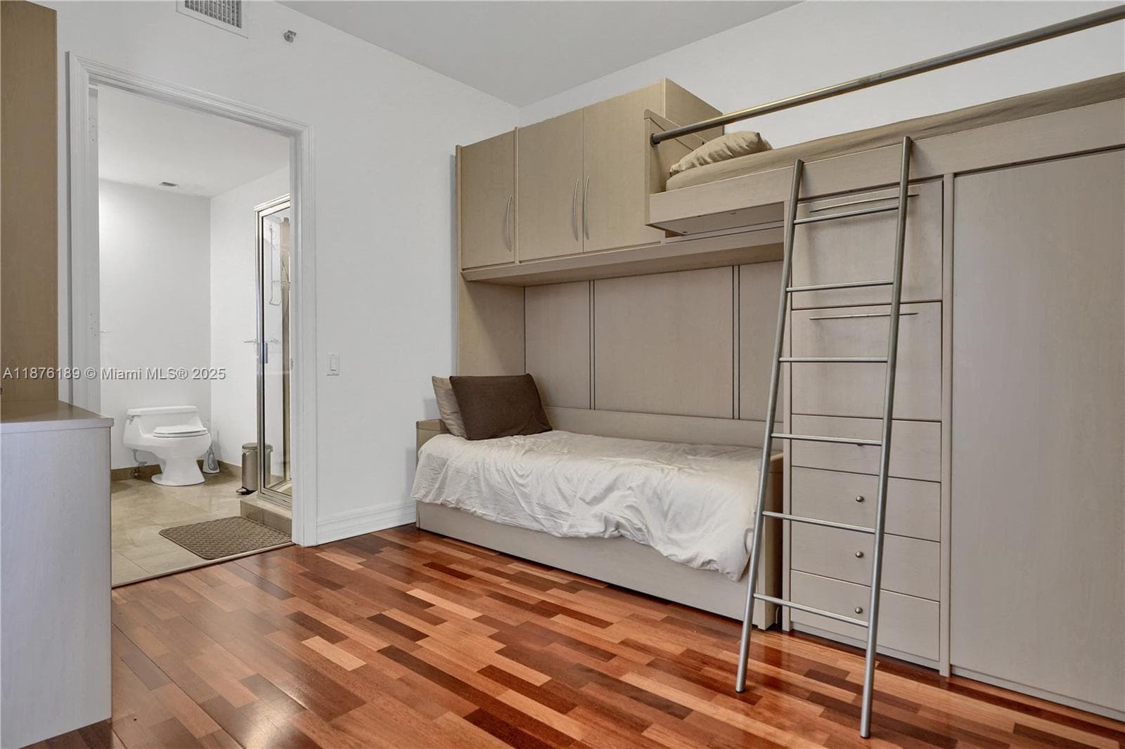 808 Brickell Key Dr 2506 photo 21