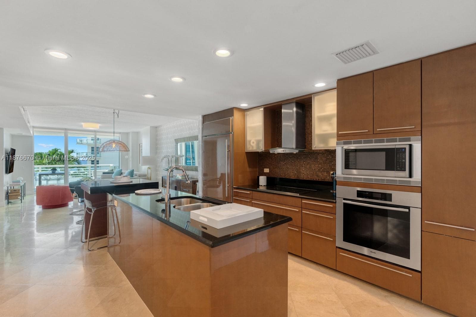 3801 Collins Ave 503 photo 13