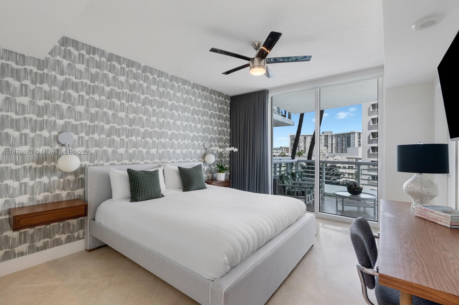 3801 Collins Ave 503 photo 3
