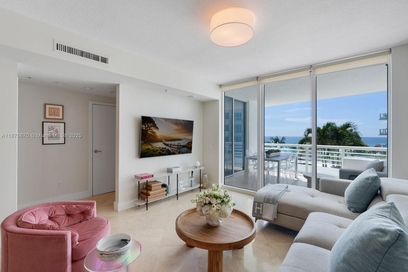 3801 Collins Ave 503 photo 1