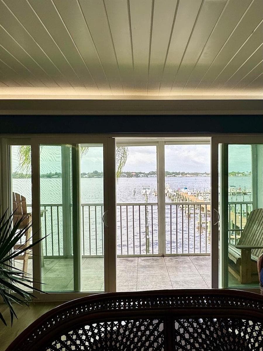 1868 SW Palm City Road 202 photo 5