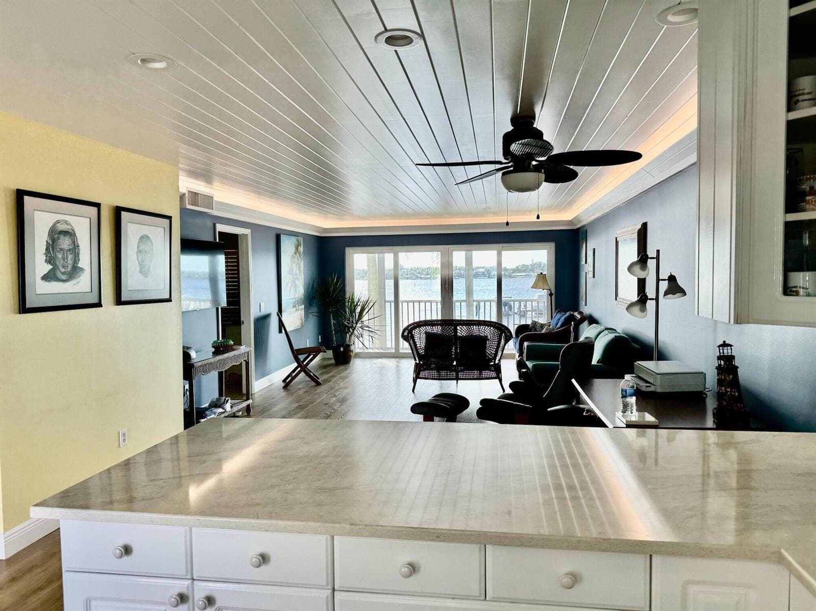 1868 SW Palm City Road 202 photo 8