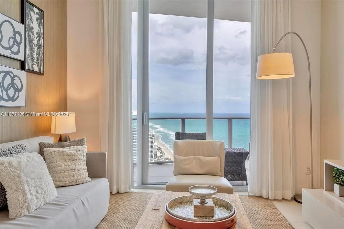 4111 S Ocean Dr PH4106 photo 9