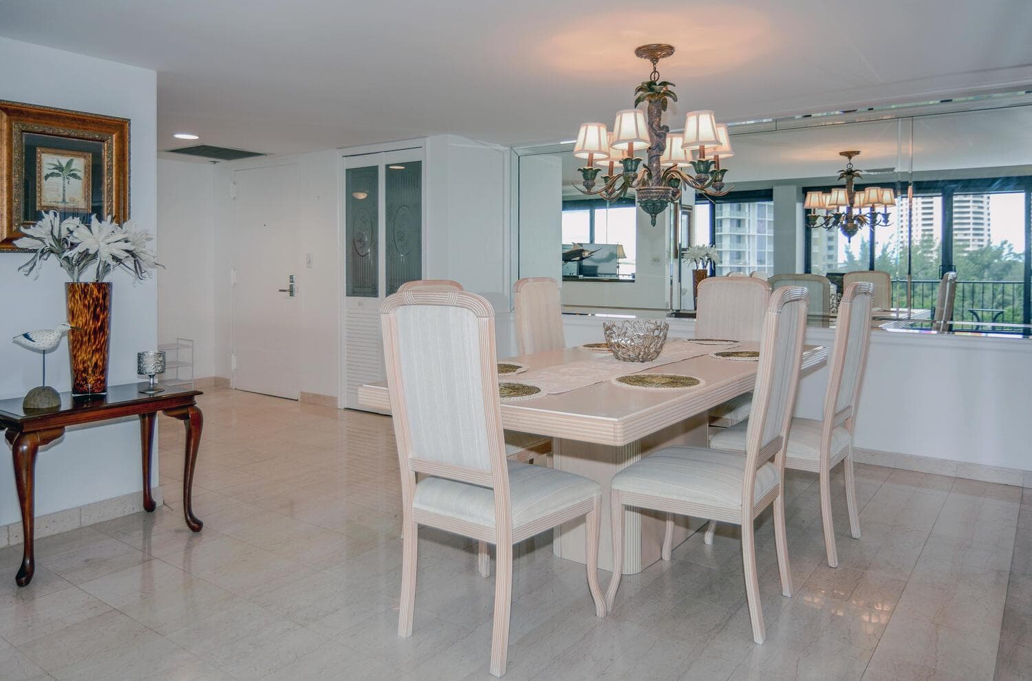 4200 N Ocean Drive 2-605 photo 5