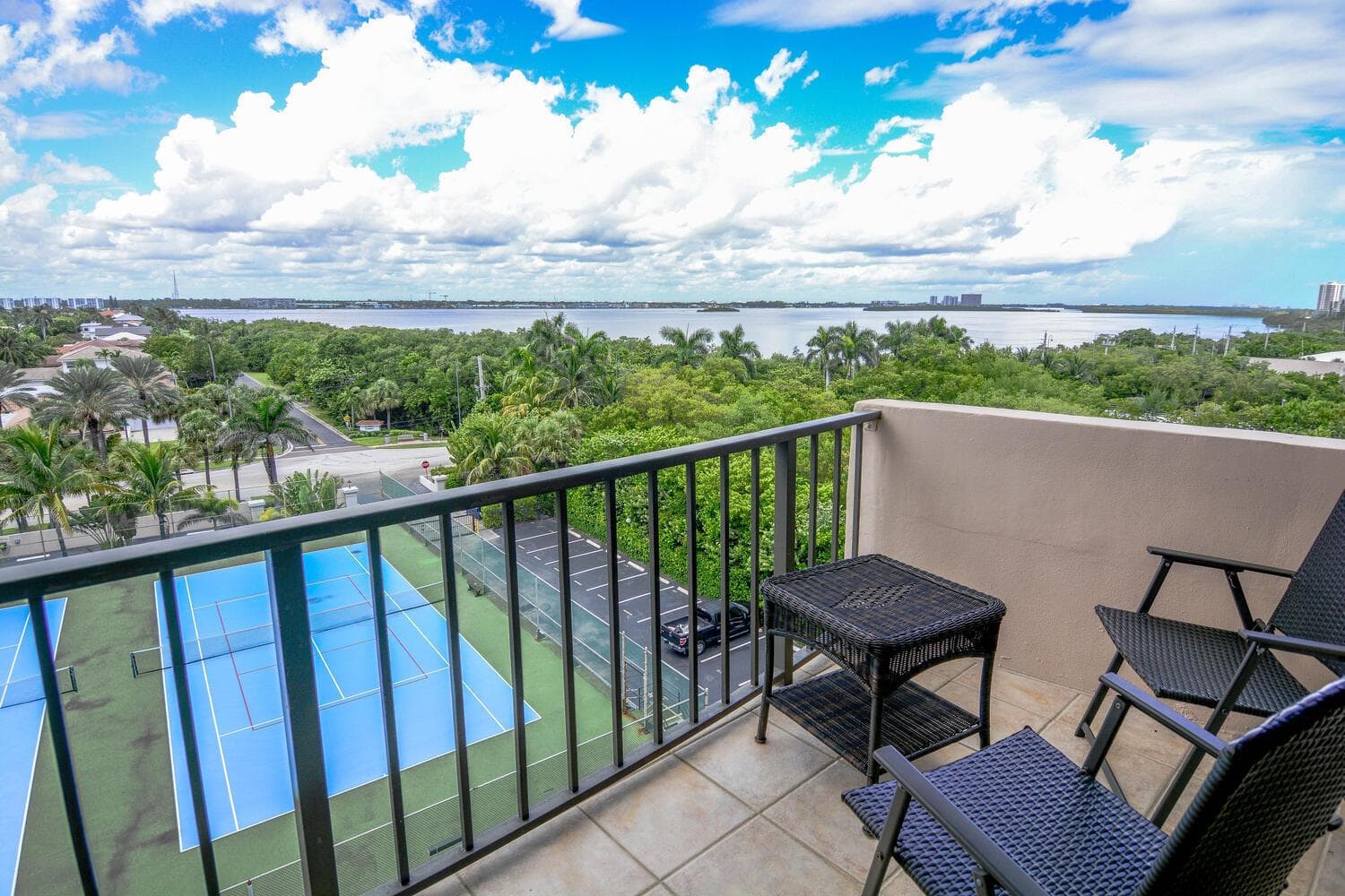 4200 N Ocean Drive 2-605 photo 11