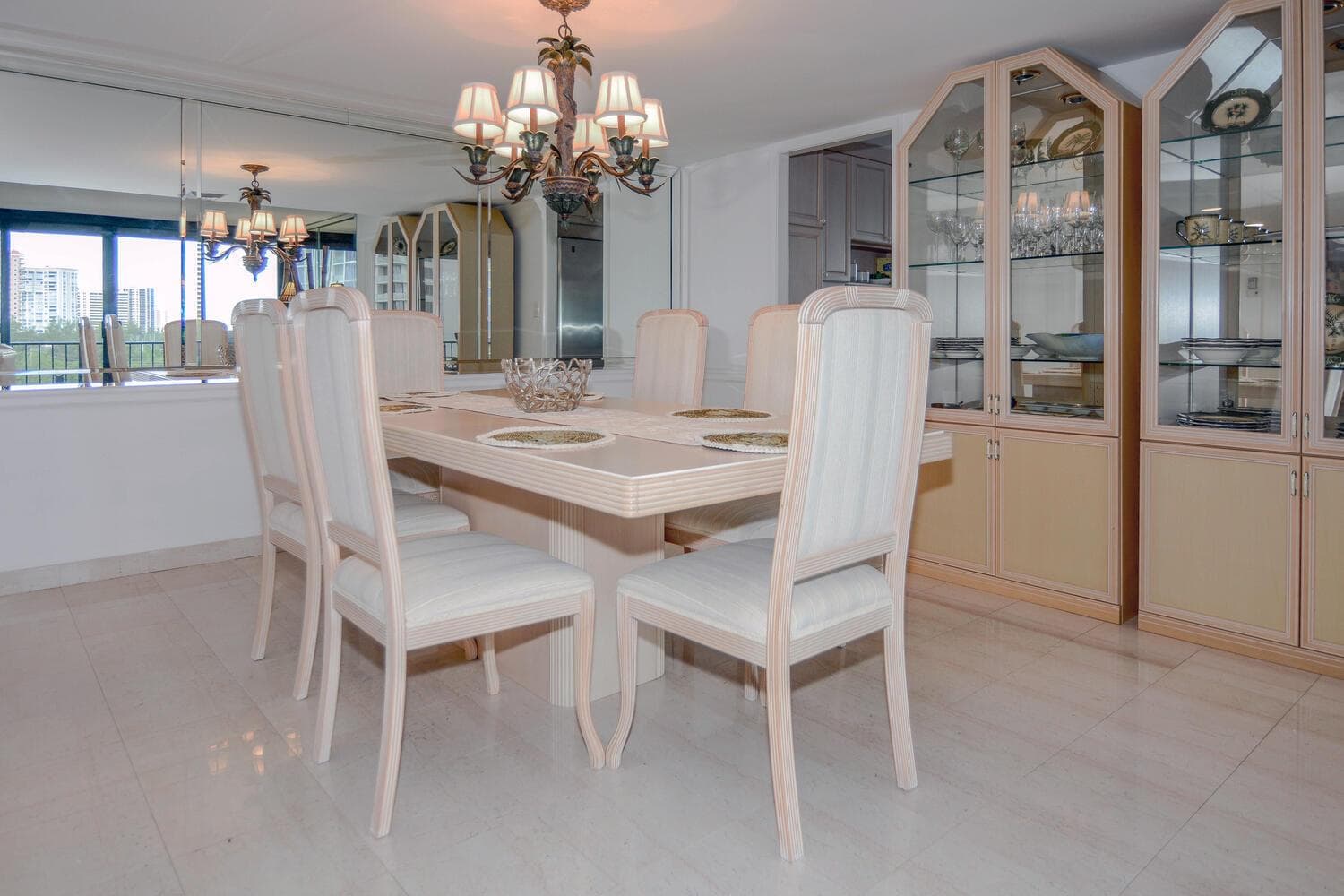 4200 N Ocean Drive 2-605 photo 4