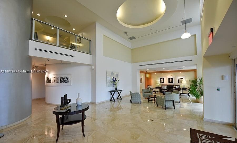 2080 S Ocean Dr 1507 photo 3