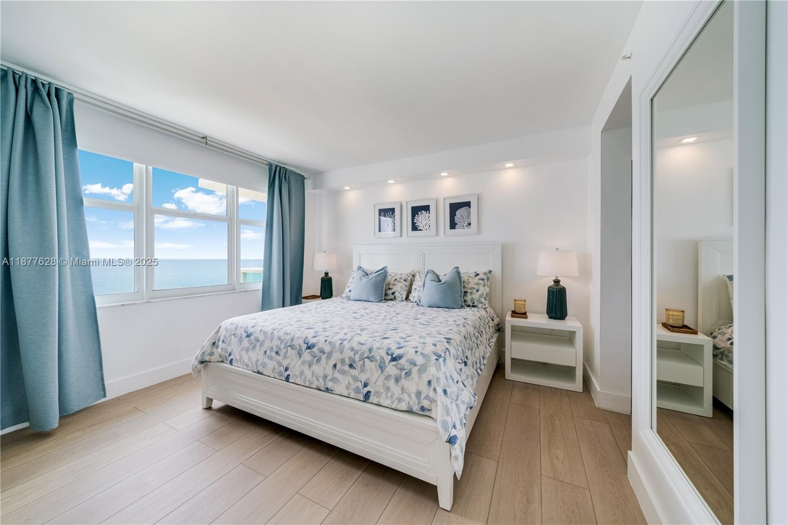 5601 Collins Ave 1011 photo 19