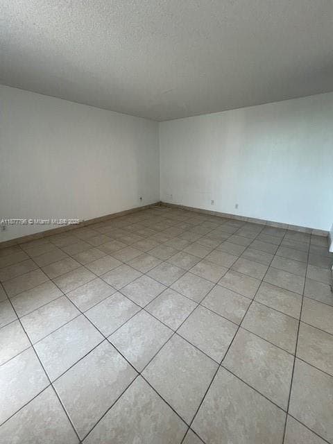 13499 Biscayne Blvd 602 photo 9
