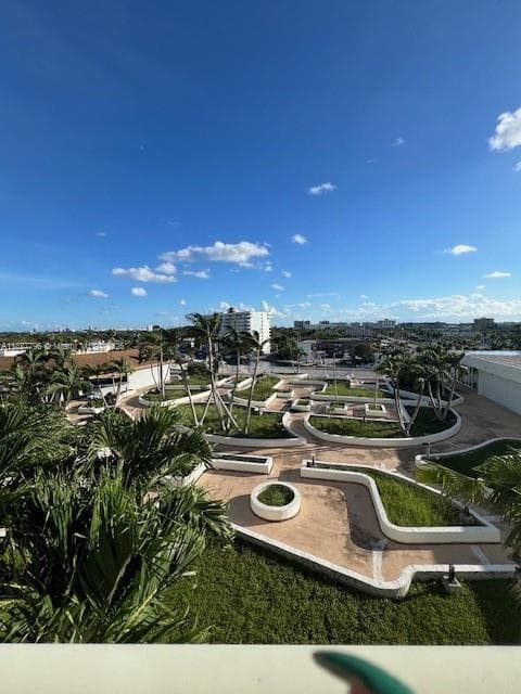 13499 Biscayne Blvd 602 photo 11