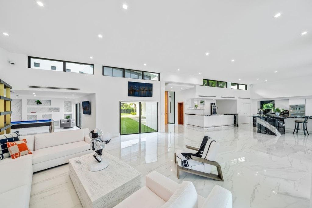 19 Gatehouse Road photo 13