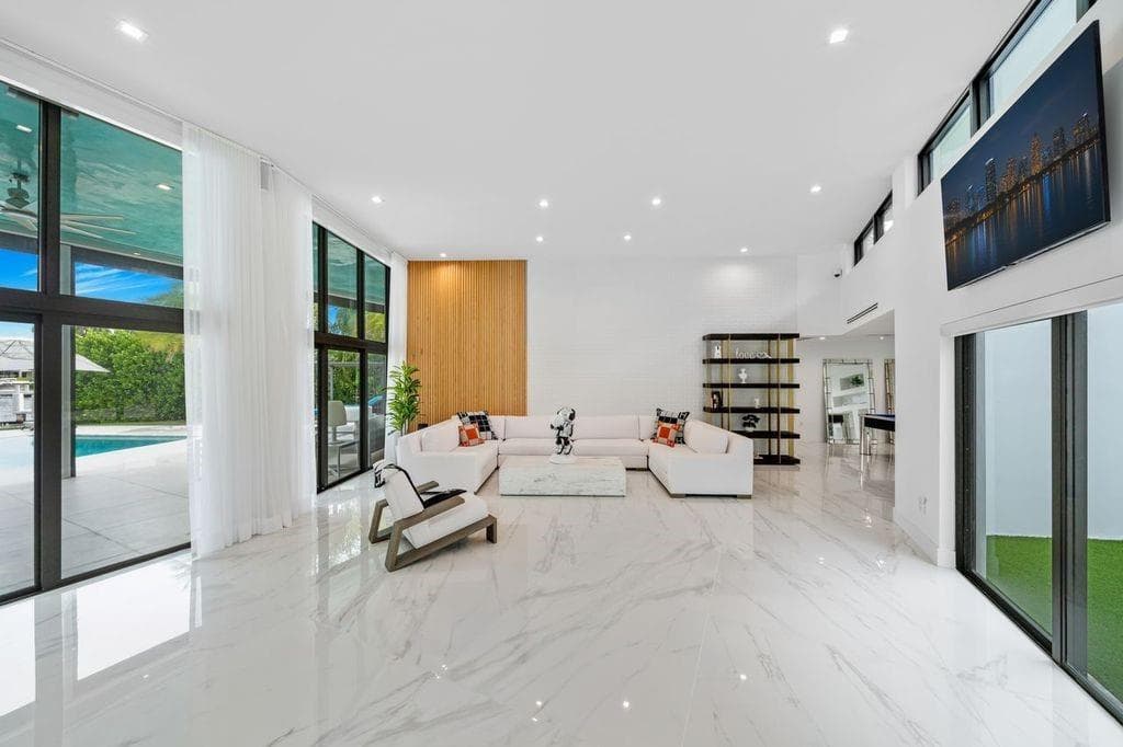 19 Gatehouse Road photo 14