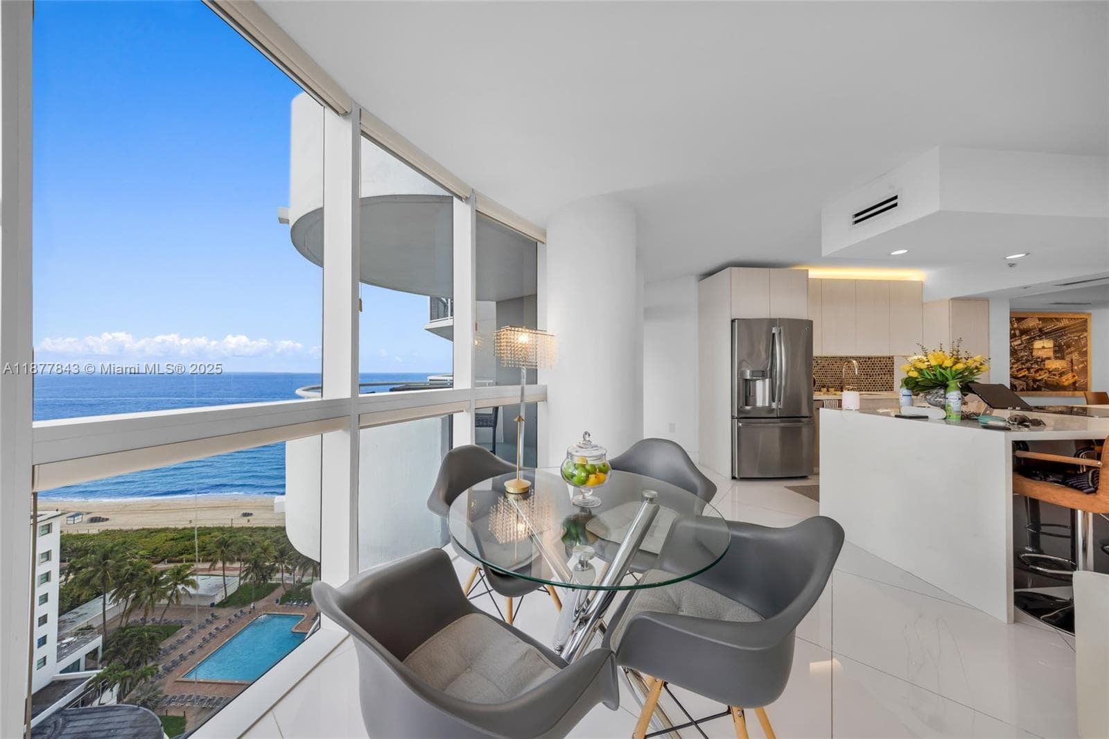 6301 Collins Ave 2107 photo 7